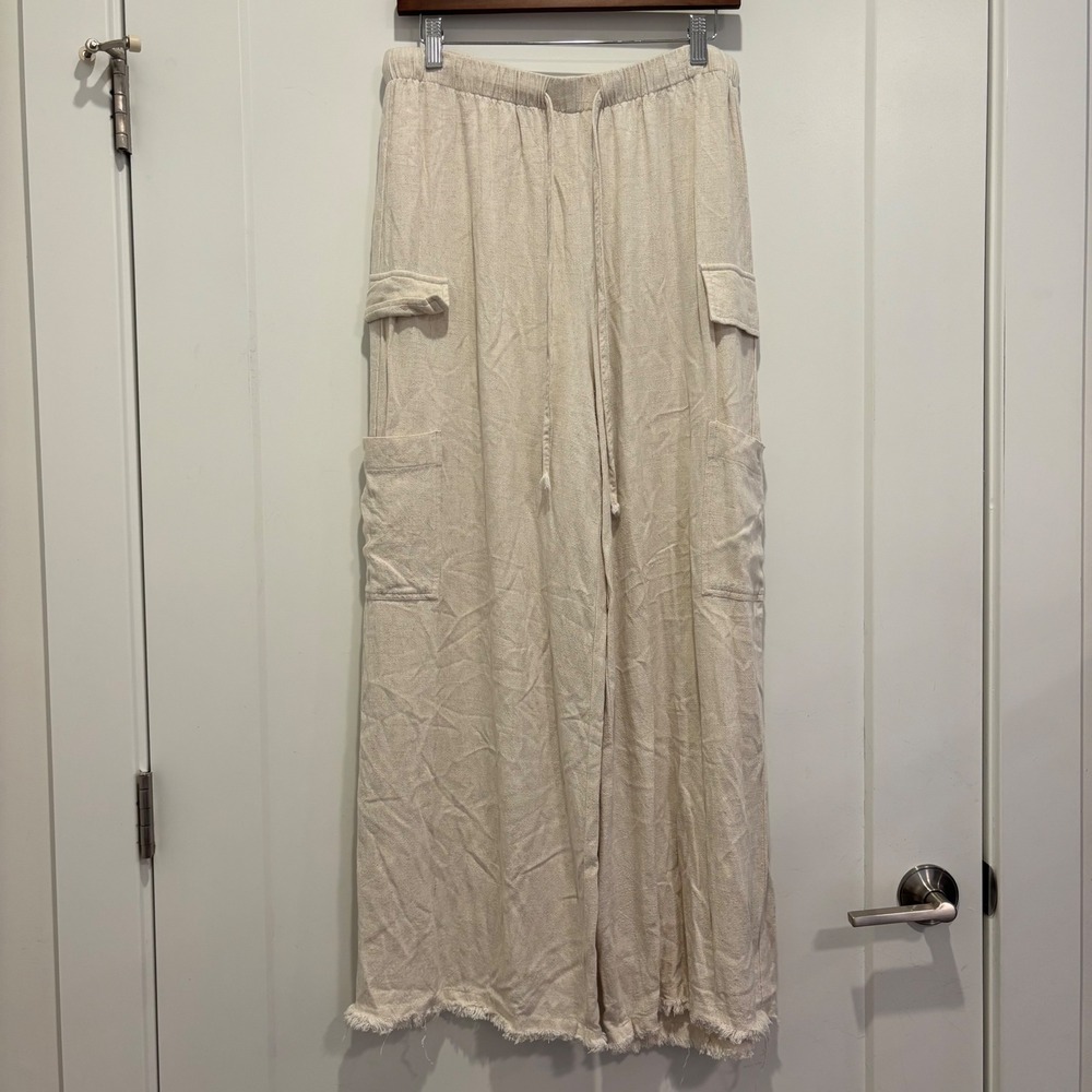 Stitch + Feather Cream Linen Blend Wide Leg Cargo Pants Size L Raw Hem 33592